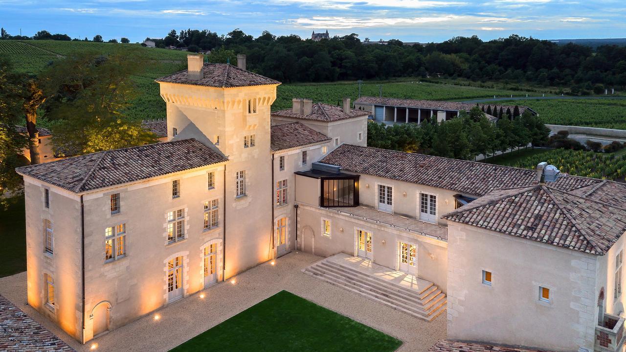 Chateau Lafaurie-Peyraguey Hotel & Restaurant Lalique Bommes Exterior photo